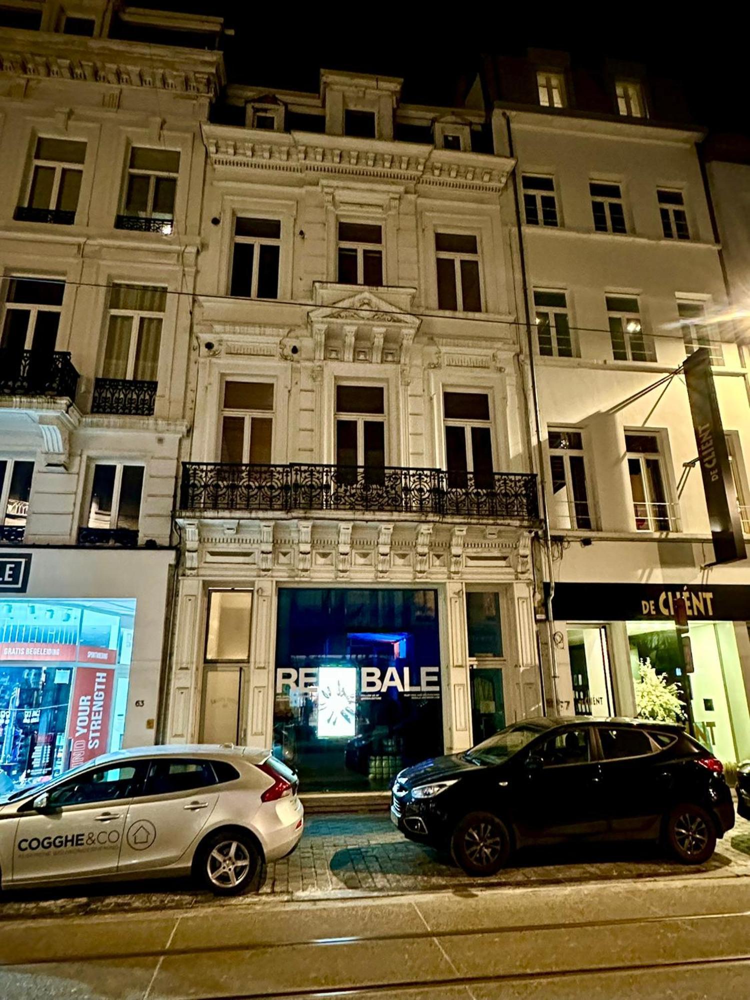 Luxury Suites Stay By Rikas Hotels Антверпен Экстерьер фото